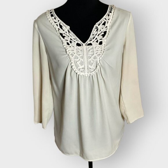 ADIVA USA 3/4 Sleeve Crochet Embellishment Blouse Size Medium - Picture 2 of 5